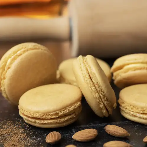 Almond-Macaron-FO-web