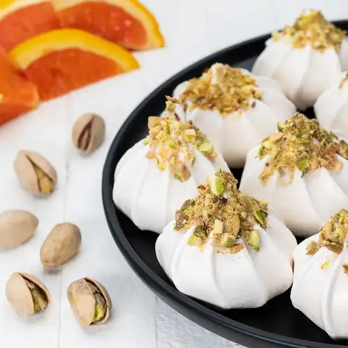 Pistachio_Meringue_1x1