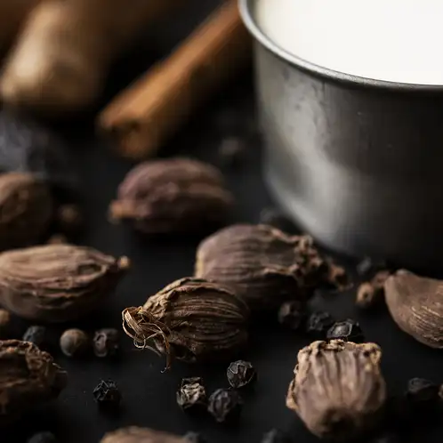 black-cardamom-and-cream-fragrance-oil-web